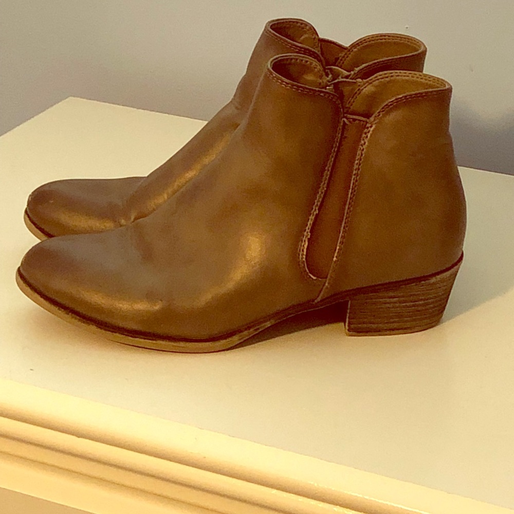 Ankle boots